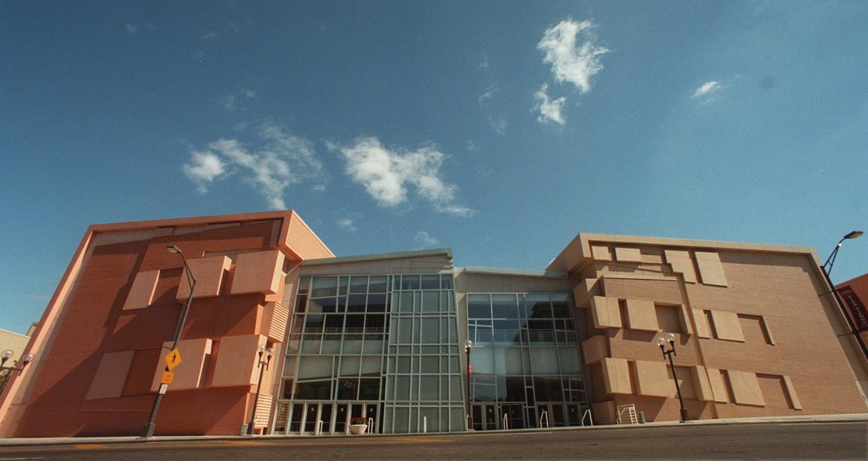 The Greater Columbus Convention Center will consider changing its name to make money off naming rights.