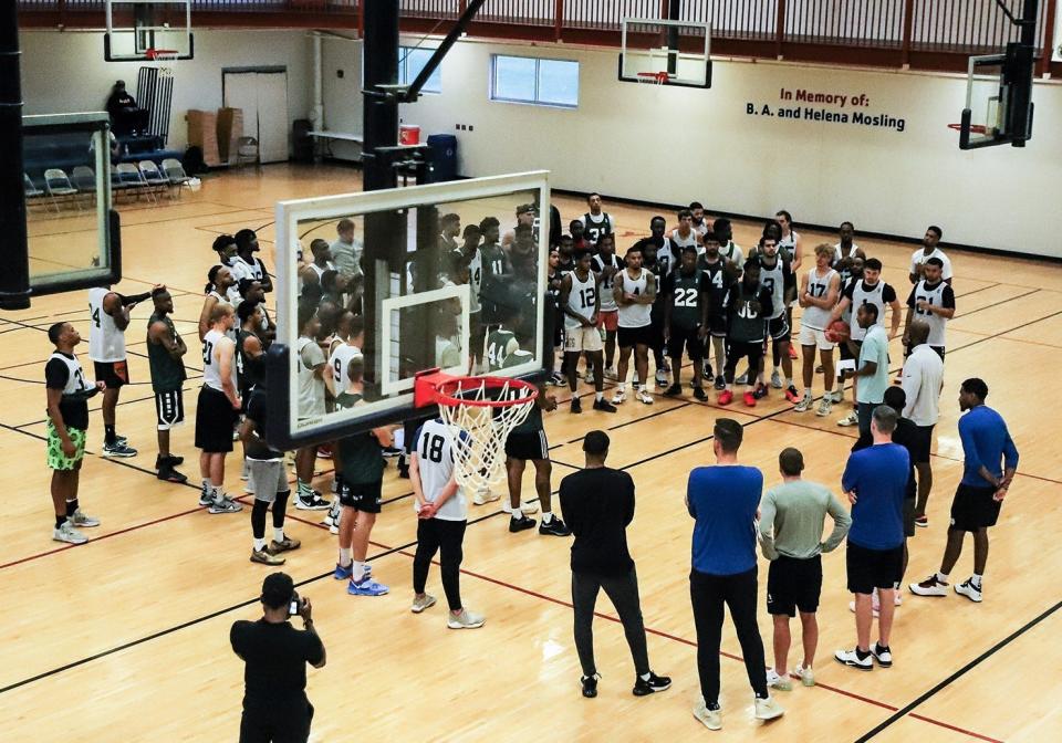 Wisconsin Herd and Milwaukee Bucks staff talk to about 75 players who attended a tryout camp Saturday in Oshkosh.