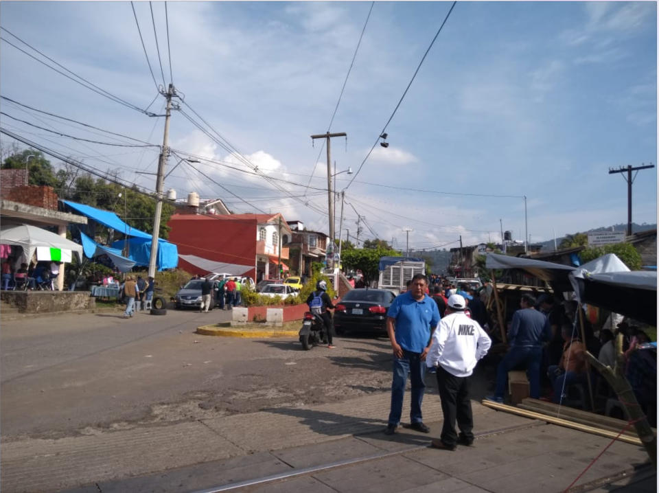 FOTOS | Caos económico en México por bloqueo de la CNTE a trenes en Michoacán