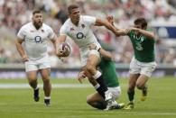 Rugby Union - England v Ireland - QBE International - Twickenham Stadium, London, England - 5/9/15 Sam Burgess of England in action against Ian Madigan and Jared Payne of Ireland Action Images via Reuters / Henry Browne