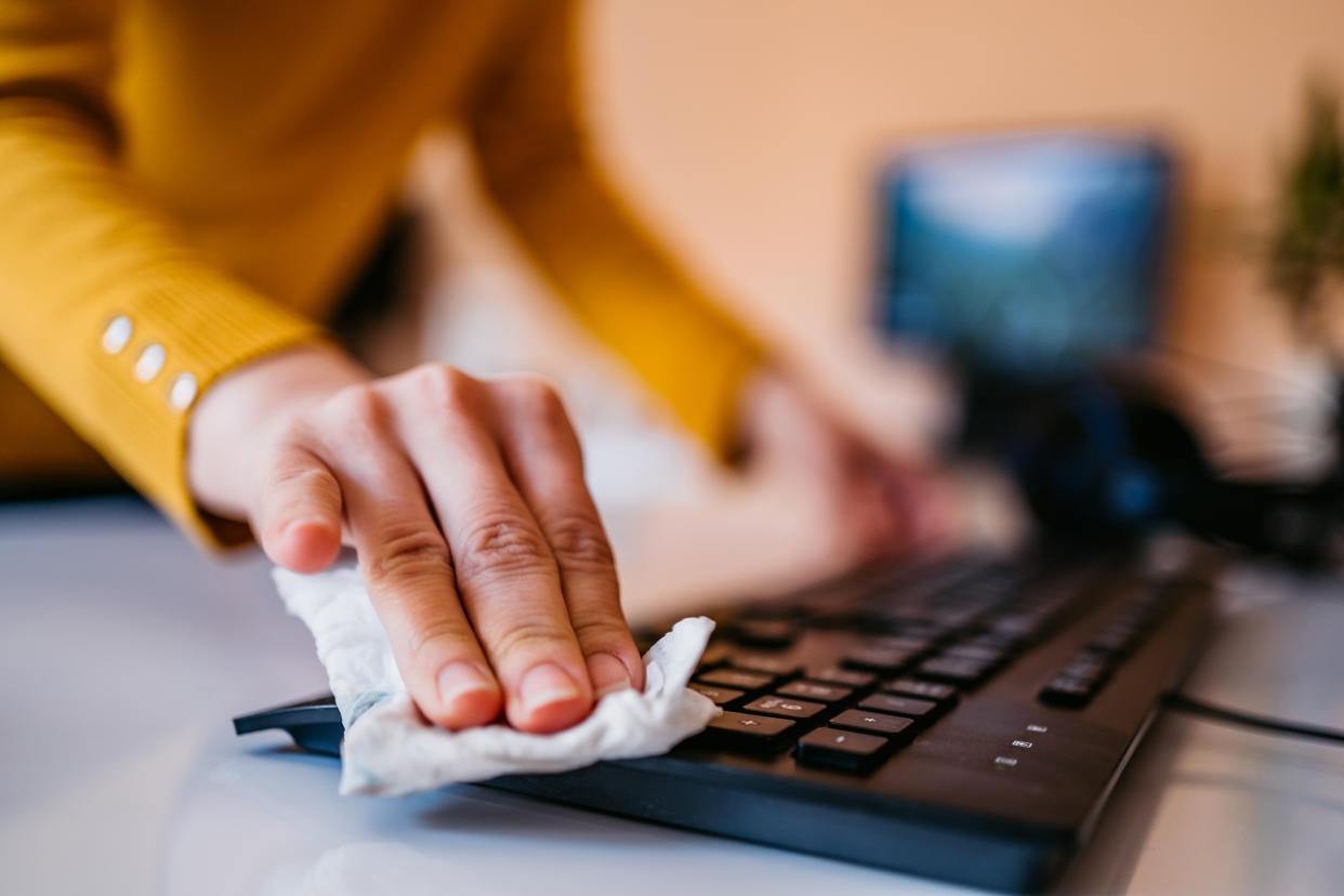 Ein sauberes Keyboard ist nicht nur gut für die physische sondern auch die psychische Hygiene. Mit einem Lappen kommt man nur meistens nicht weit. (Symbolfoto: Getty Images)