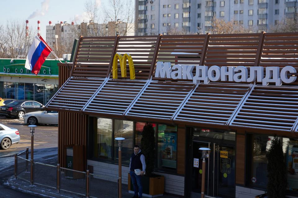 Russia McDonald's restaurant
