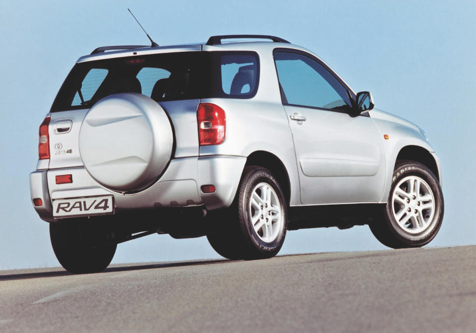 rav4-2nd-generation-03.jpg