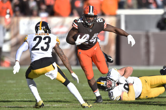 Browns still hoping to have star RB Chubb against Patriots