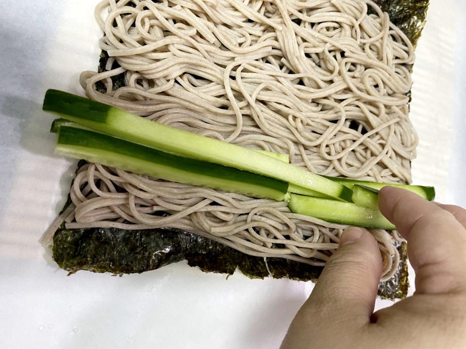 冷麵食譜│紫菜冷麵卷 一口有齊