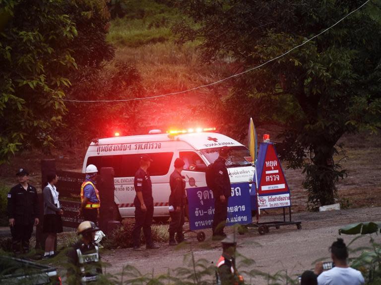 Thailand cave rescue: Eight boys now freed leaving only four and coach still trapped