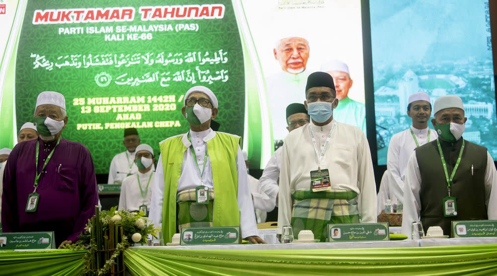 PAS President Datuk Seri Abdul Hadi Awang officiating the 66th PAS Annual Congress at the Kelantan Islamic Training Center in Pengkalan Chepa, September 13, 2020. — Bernama pic