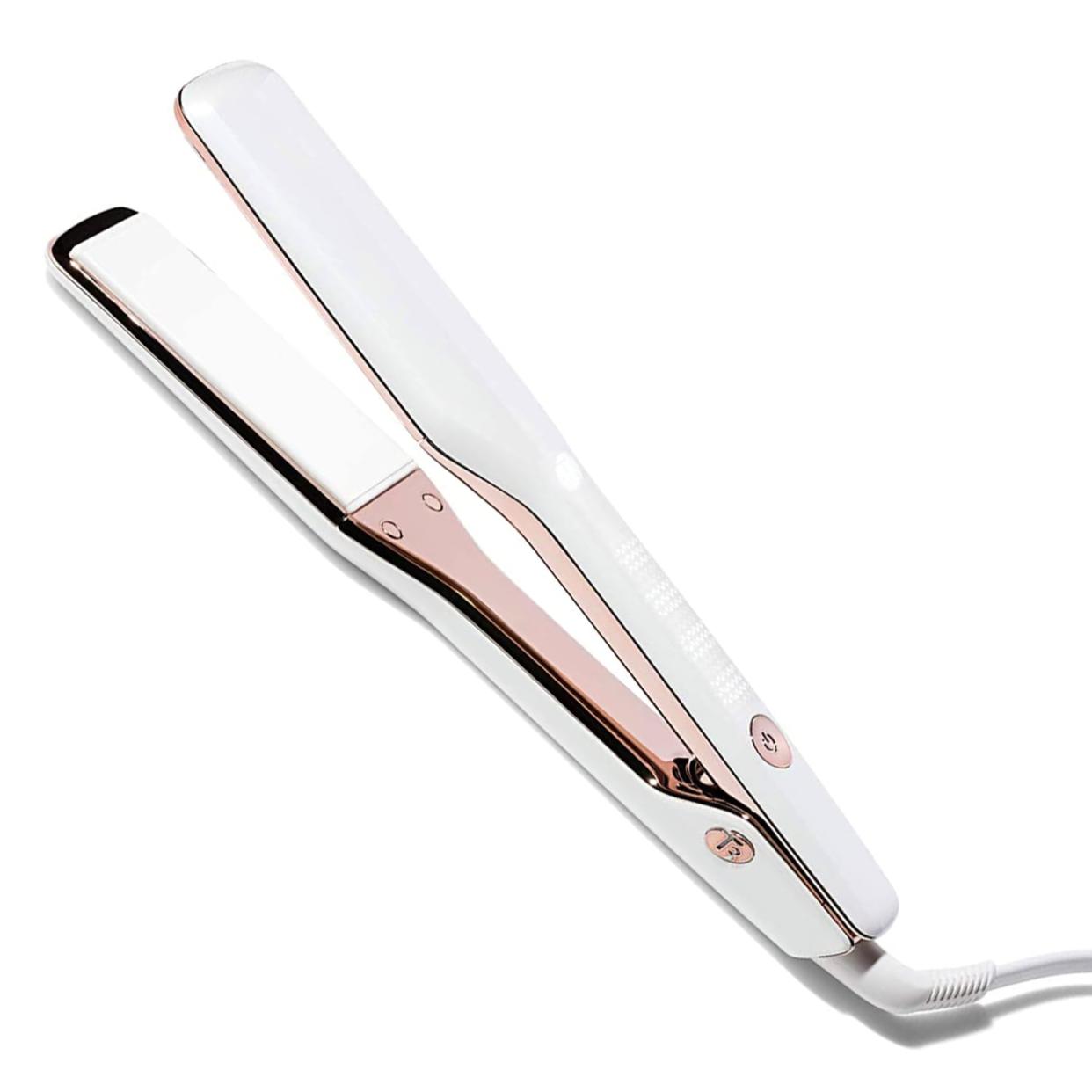 T3 Single Pass Ceramic Flat Iron (Dermstore)