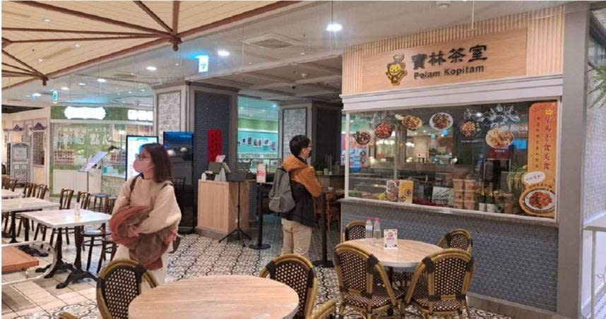 「寶林茶室」信義A13店疑似食物中毒案持續擴大，截至27日傍晚為止，共累積12例個案，且已確定2死、4重症命危。（圖／報系資料照）