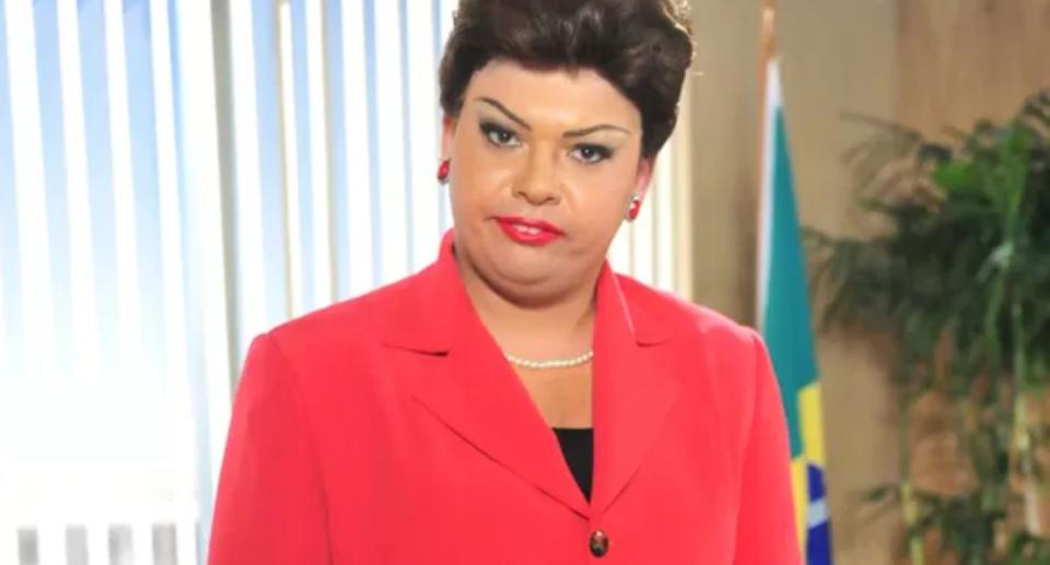 Gustavo Mendes caracterizado como ex-presidente Dilma Rousseff.(Foto: Jo&#xe3;o Miguel Jr./ TV Globo)