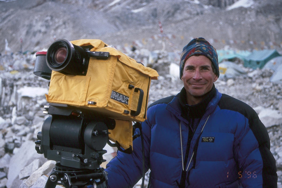 David Breshears, pendaki gunung dan sutradara yang ikut memproduseri film dokumenter tentang Gunung Everest, meninggal dunia pada usia 68 tahun.