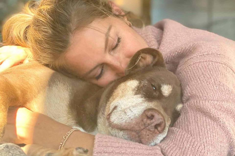 <p>Gisele Bundchen/Instagram </p> Gisele Bündchen with Lulu.