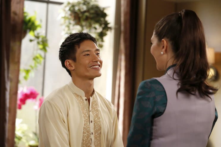 Manny Jacinto as Jianyu, D'Arcy Carden as Janet (Credit: Vivian Zink/NBC)