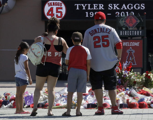 Fans gather outside Angel Stadium to mourn death of Tyler Skaggs