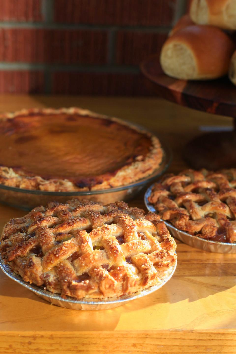 All Day Darling is offering pies and rolls for preorder for Thanksgiving Day.