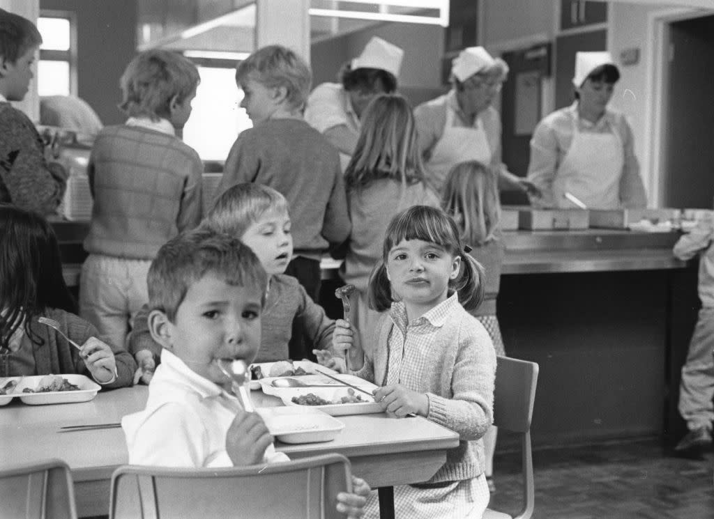 Primary school students in the cafeteria