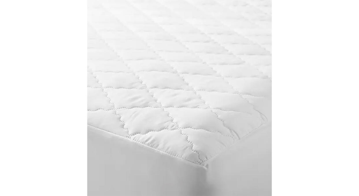 Synthetic Soft Touch Washable Quilted Mattress Protector (Double)