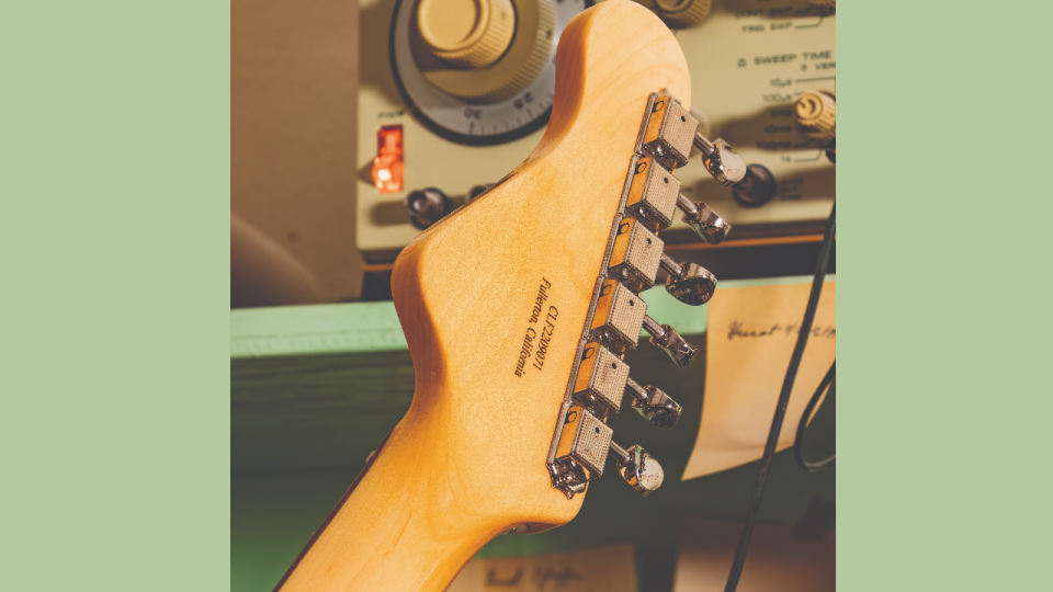 A G&L Espada HH electric guitar headstock