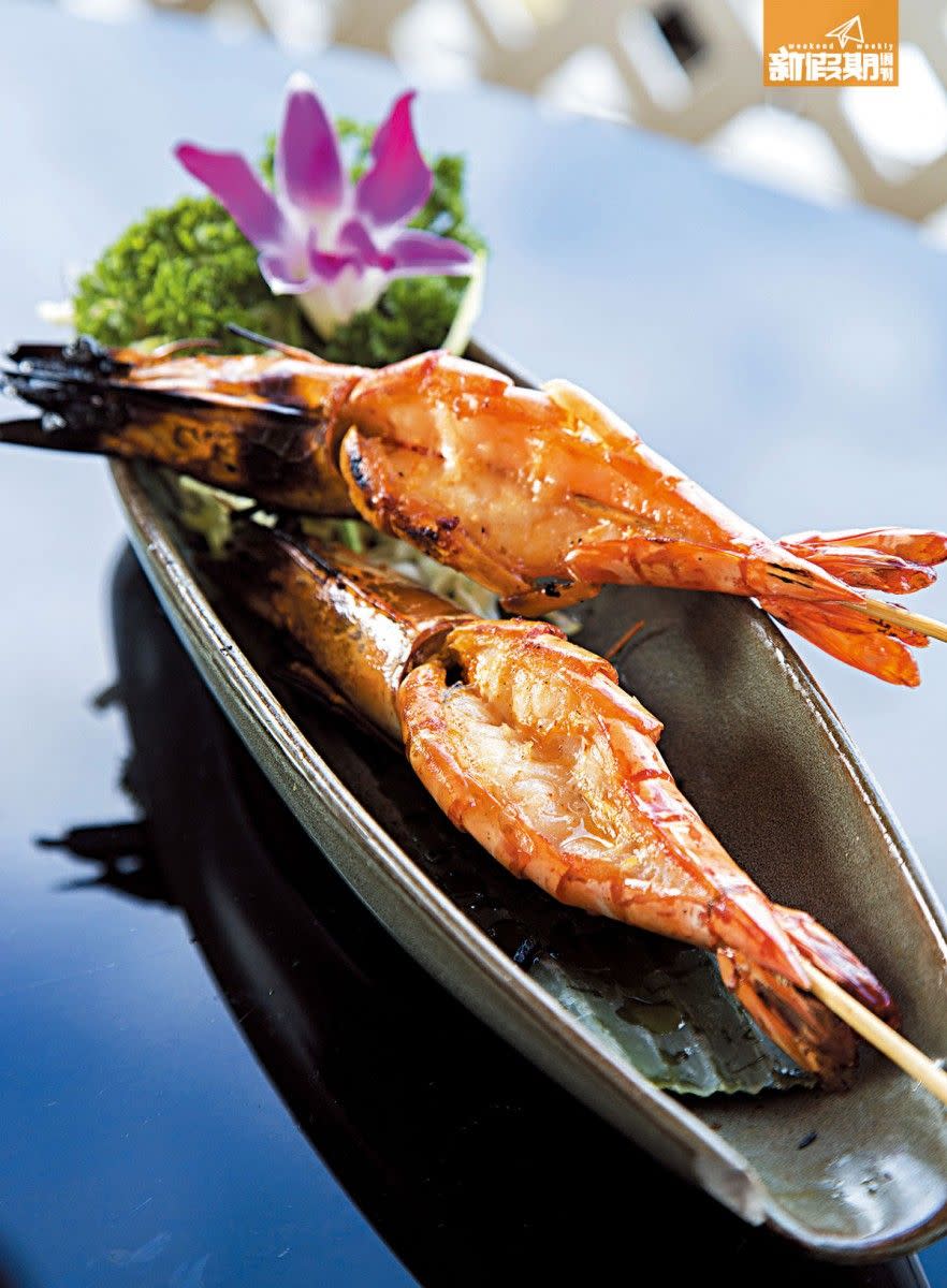 泰式燒老虎蝦 <br> 選用越南8頭老虎蝦，有一隻手掌長，肉厚彈牙，燒得香噴噴，簡單調味已吃出鮮味。