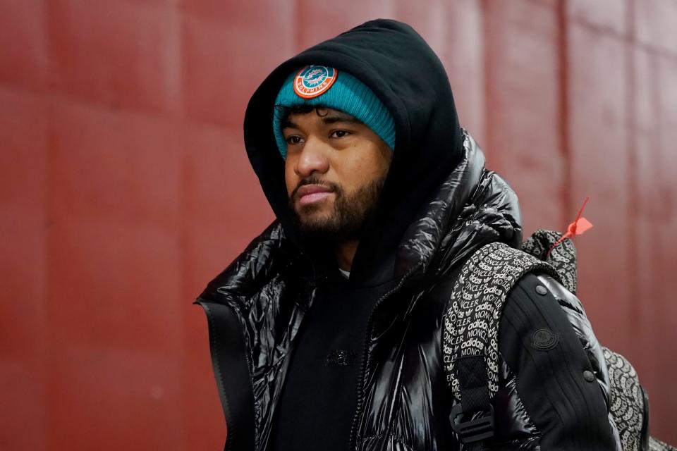 Miami Dolphins quarterback Tua Tagovailoa arrives before an NFL wild-card playoff football game against the Kansas City Chiefs Saturday, Jan. 13, 2024 in Kansas City, Mo. (AP Photo/Ed Zurga)