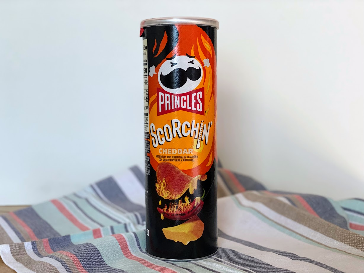 Pringles scorchin cheddar