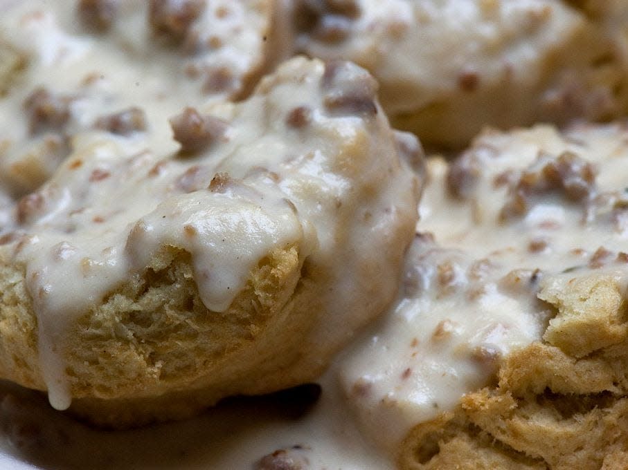 biscuits with sausage gravy
