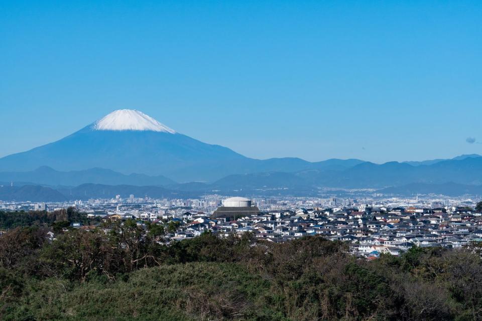 <p>Surrounded by snow-capped mountains, this part of the world feels like a rural refuge. With safe streets, a quiet neighbourhood and clean air, it's a peaceful alternative to bustling Tokyo.</p>