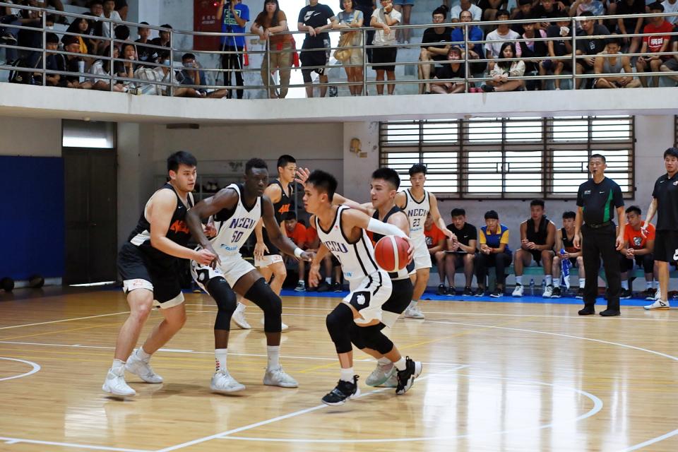 王輝盃籃球賽比賽過程精彩。   圖：嘉義市政府/提供