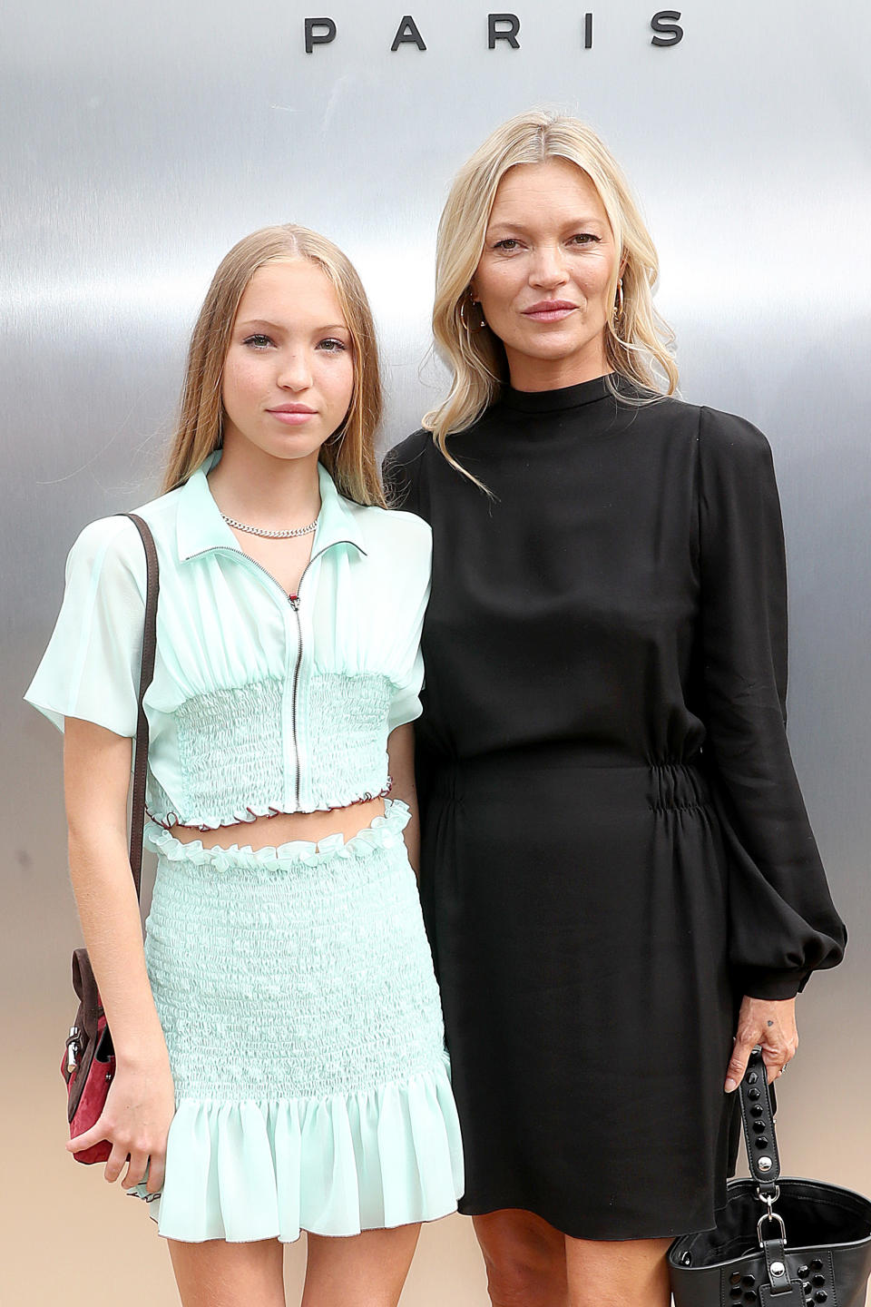 Lila Moss (L) and Kate Moss attend the Longchamp SS20 Runway Show at Hearst Plaza, Lincoln Center on September 07, 2019 in New York City. (Photo by Cindy Ord/Getty Images for Longchamp)