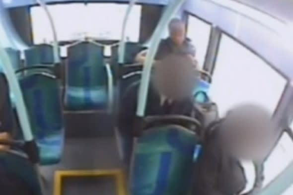 man-strangles-bus-passenger-with-scarf-video