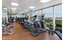 <p>Plus, there's a health club and spa with floor-to-ceiling windows.</p>