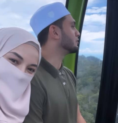 Netizens previously joked about Neelofa and her husband opening their beverage store on top of a mountain after the actress posted a photo of them inside a cable car in Langkawi