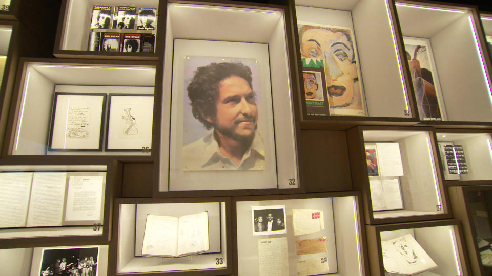 An exhibit at the Bob Dylan Center in Tulsa, Okla.   / Credit: CBS News