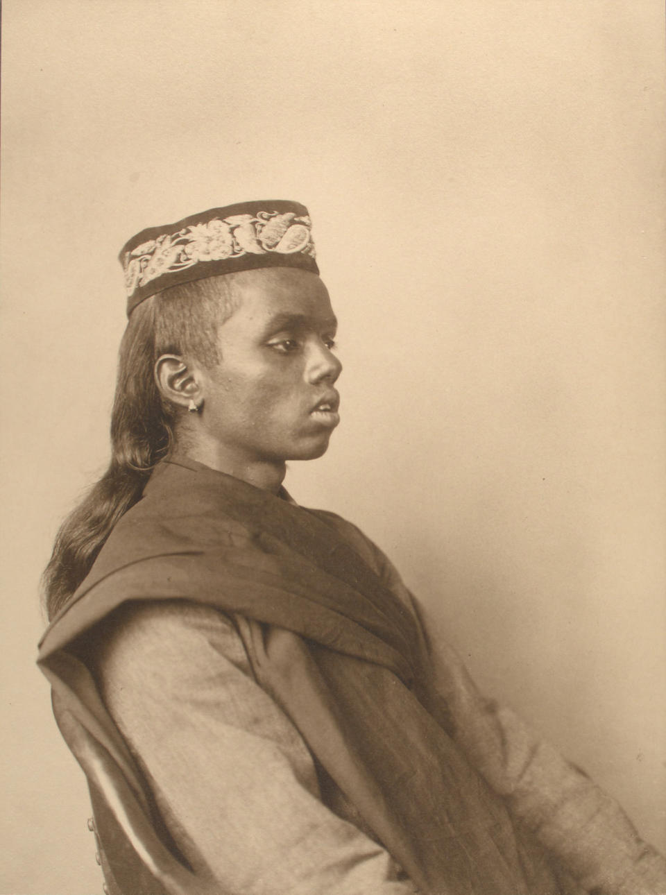 <p>Hindoo boy, 1911. (Photograph by Augustus Sherman/New York Public Library) </p>