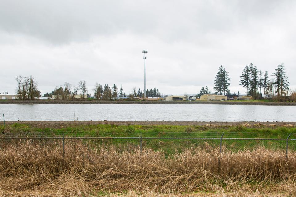 The design for a new wastewater treatment facility in Aumsville has begun and should be completed around August or September 2025 with construction to start after that.