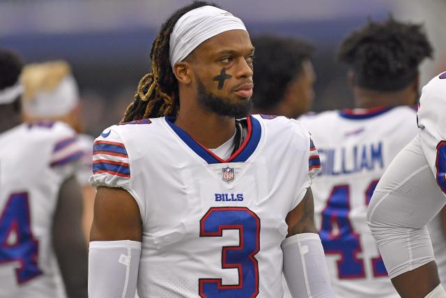 Bills' Tre White described what happened when he saw Damar Hamlin: Did he  get his hug? 