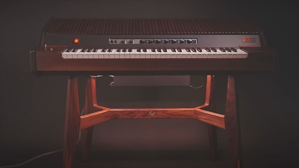  Yamaha ReFace CP real Rhodes. 