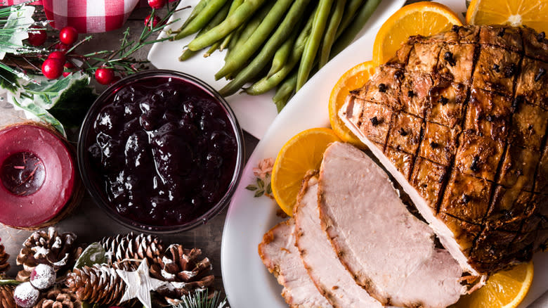 Holiday ham and green beans