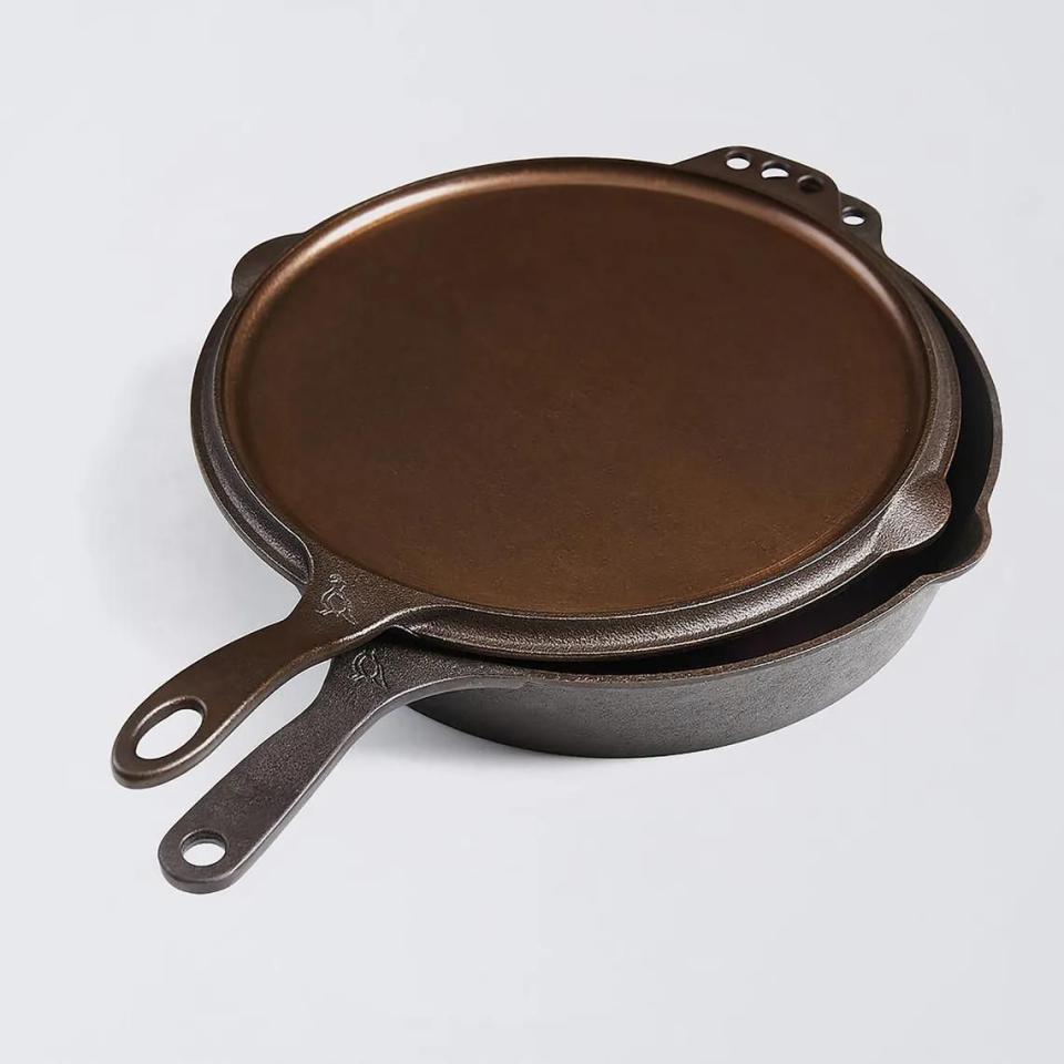 9) Smithey Cast-Iron 2-in-1 Flat Top Griddle and Skillet