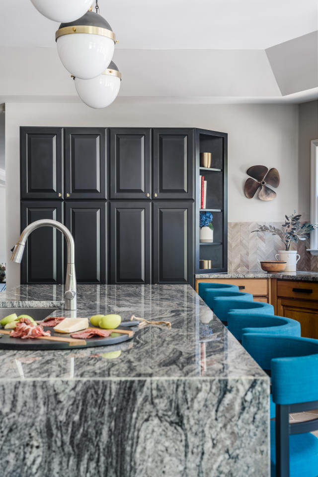 Kitchen Cabinets and Countertops: 14 Combos That Look Good
