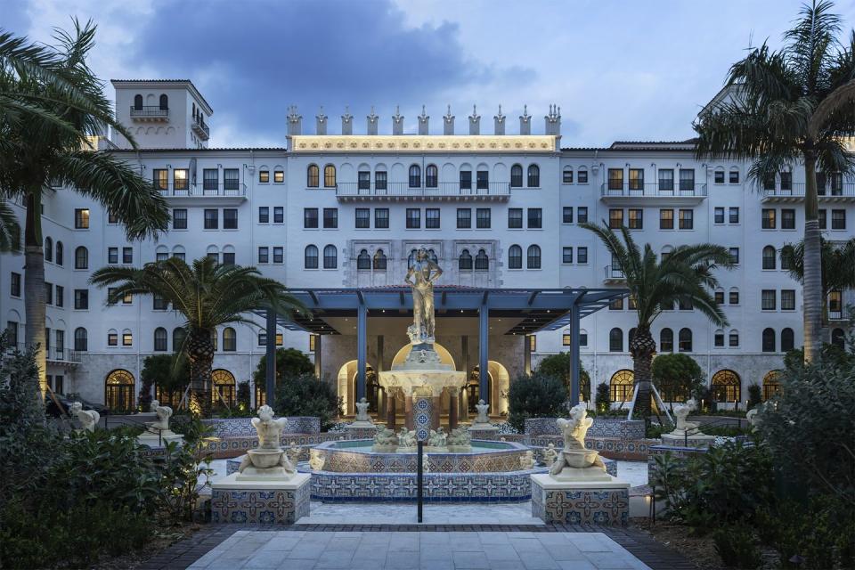 main entrance of the boca raton resort addison mizner