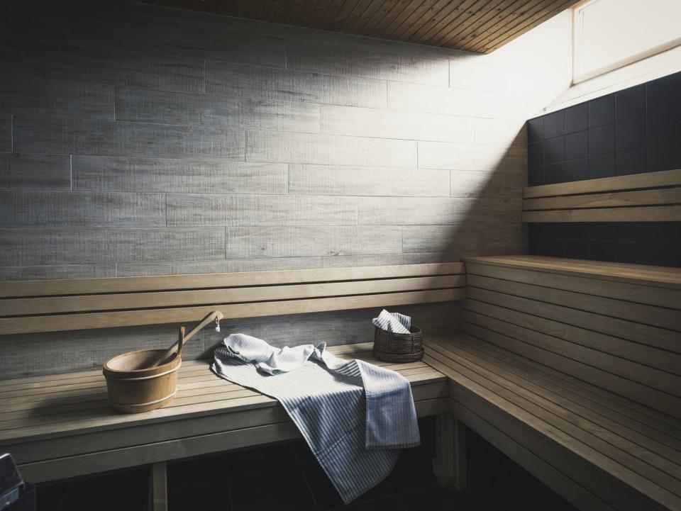 benches in sauna