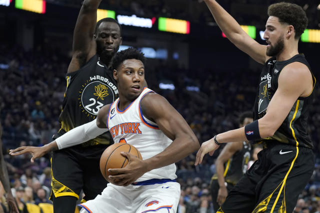 Knicks Stomp Warriors for Third Straight Win