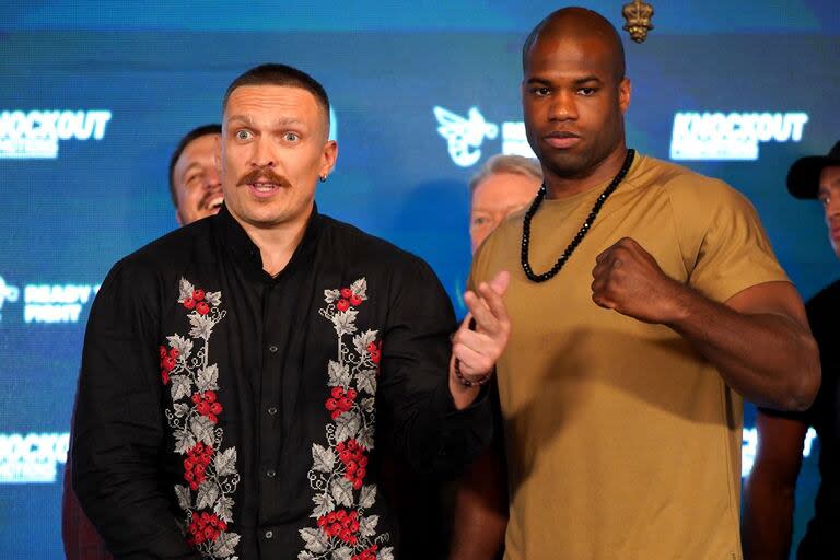 Olexsandr Usyk y el inglés Daniel Dubois