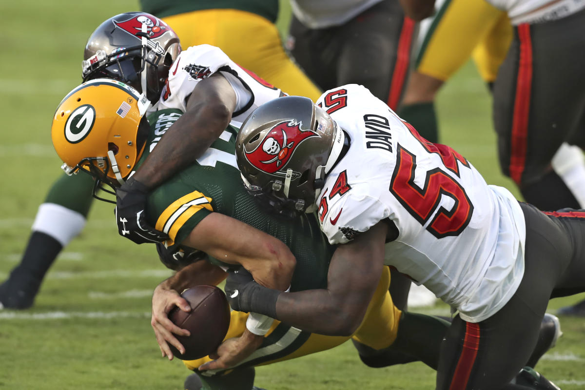 Tom Brady, Bucs defense lay waste to hot start by Aaron Rodgers, Packers