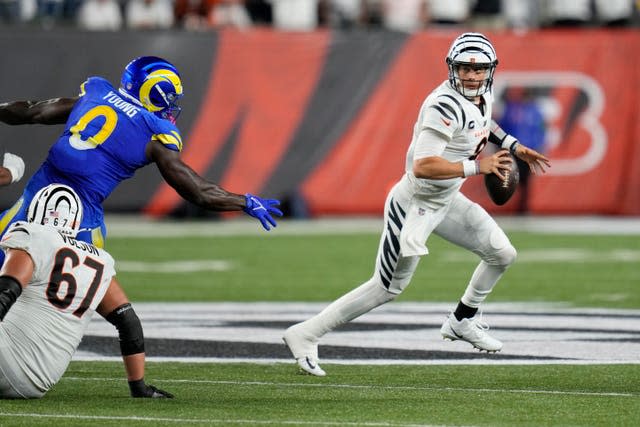 Los Angeles Rams linebacker Byron Young (0) runs during the first half of  an NFL preseason