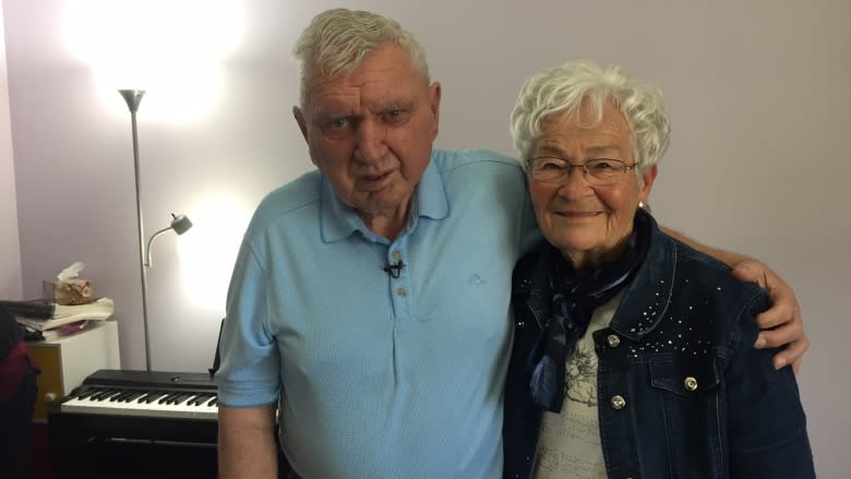 'He sings You are My Sunshine to me': Music therapy helps Sask. singer find voice after stroke