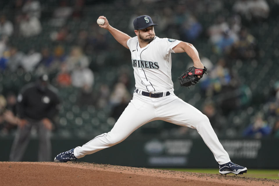 Seattle Mariners relief pitcher Kendall Graveman throws to a San Francisco Giants batter during the sixth inning of a baseball game Saturday, April 3, 2021, in Seattle. (AP Photo/Ted S. Warren)