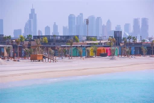 杜拜最新海濱勝地 La Mer 海灘區空間開闊，彰顯海濱的無限魅力。（圖／杜拜旅遊局提供）
