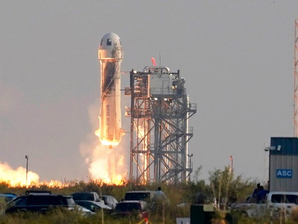 Jeff Bezos space flight on Blue Origin rocket.